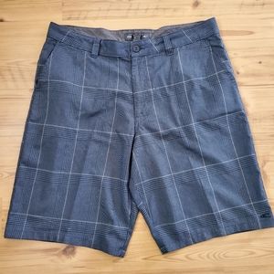 O'Neill Plaid Flat Front Shorts Plaid Navy Sz. 36"